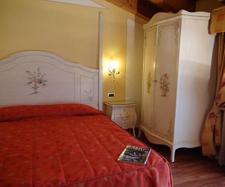Hotel La Campagnola 1926 Zevio エクステリア 写真